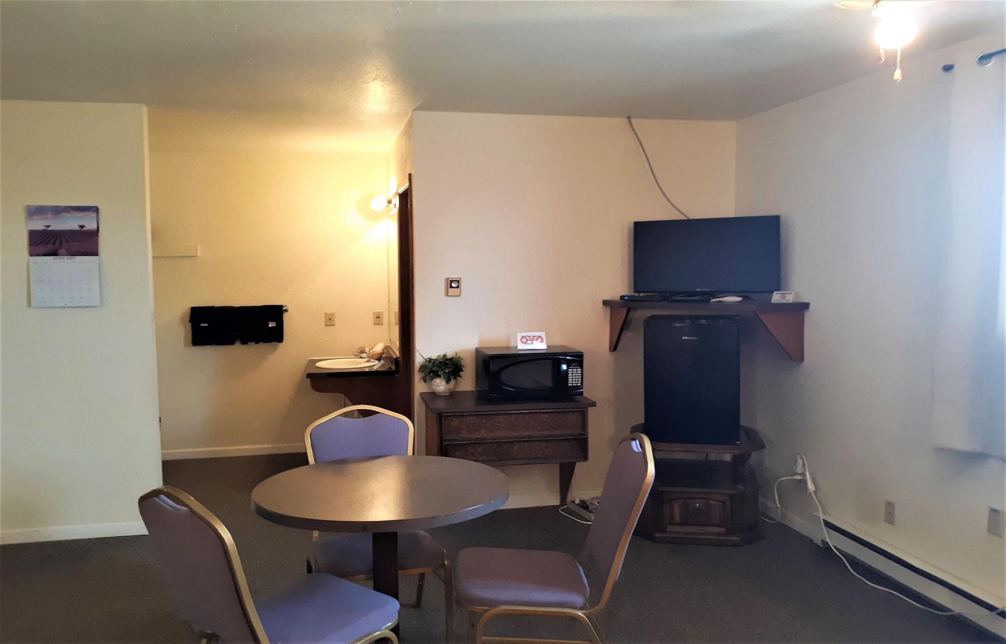 Oyo Hotel Cheyenne Wells - Us 40 外观 照片