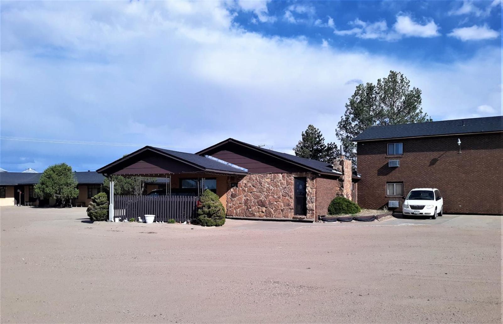 Oyo Hotel Cheyenne Wells - Us 40 外观 照片